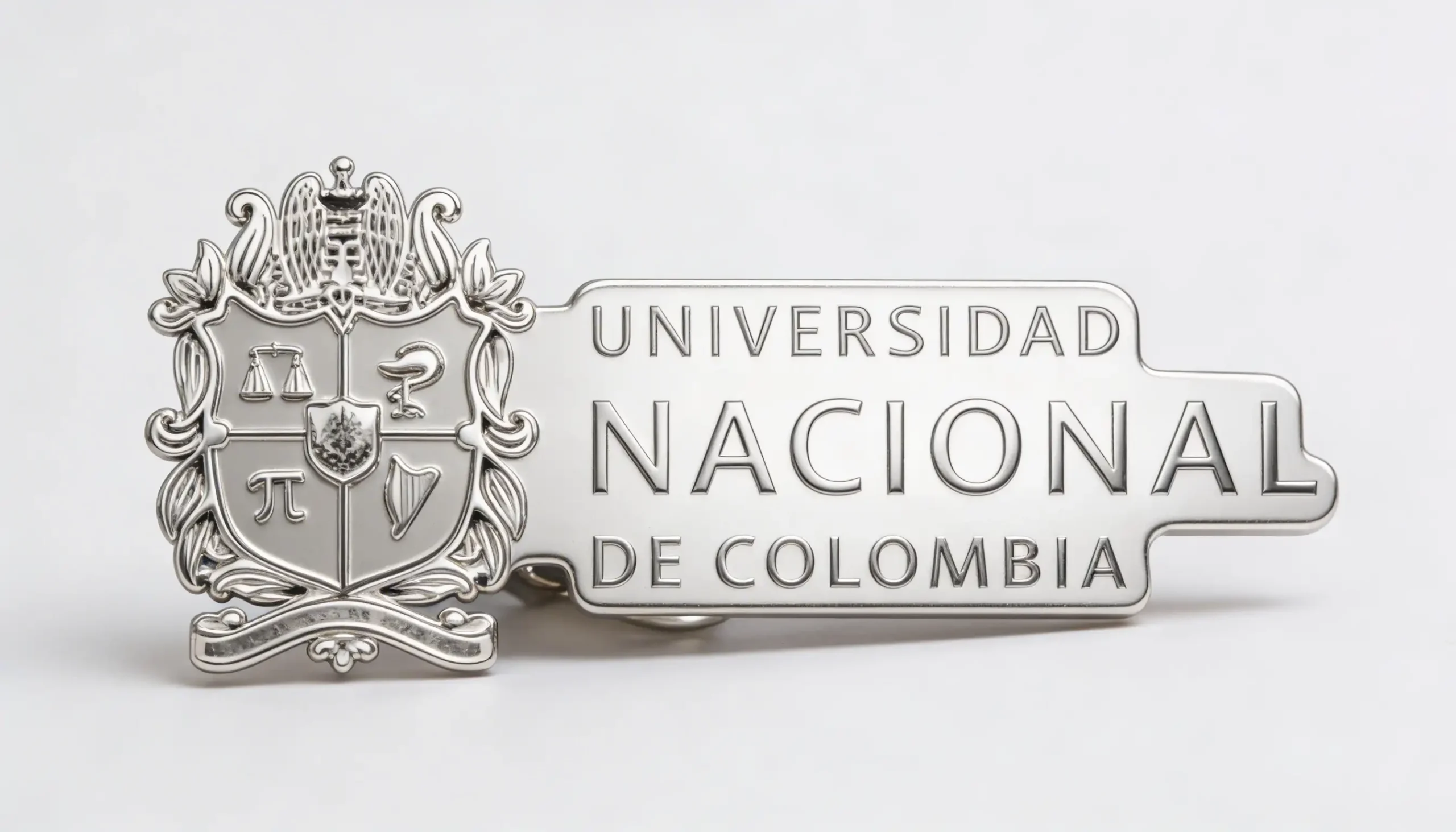 pin metalico en colombia